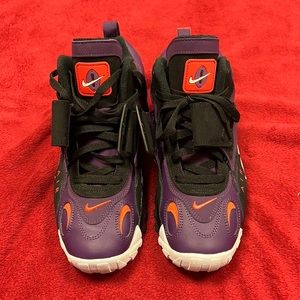 Nike mens sneakers size 8.5